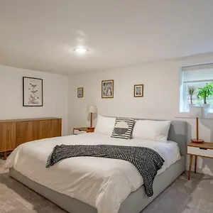 The Alberta Escape , Portland United States